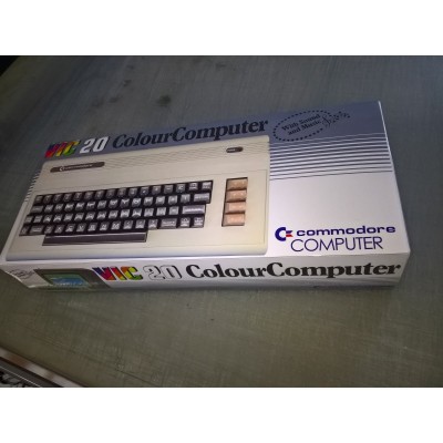 commodore_vic20_reproduction_box.jpg