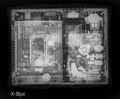 xbox console x-ray.jpg