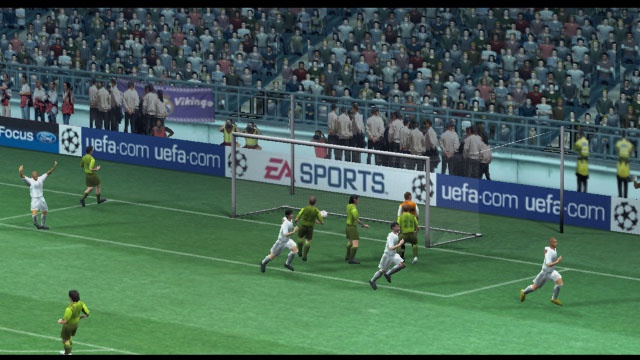 UEFA CHAMPIONS LEAGUE 2004 - 2005 Screenshot 707 for Original XBOX